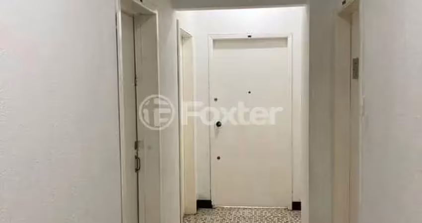 Sala comercial com 2 salas à venda na Rua Vigário José Inácio, 547, Centro Histórico, Porto Alegre