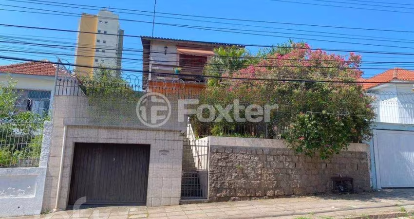 Casa com 5 quartos à venda na Rua Caldre e Fião, 54, Santo Antônio, Porto Alegre