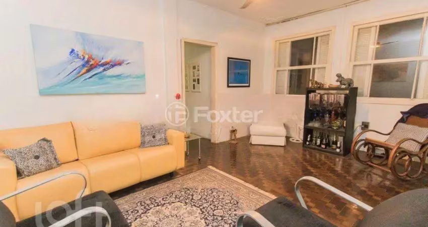 Apartamento com 3 quartos à venda na Rua Felipe Camarão, 321, Rio Branco, Porto Alegre