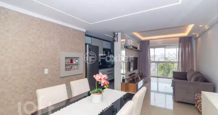 Apartamento com 3 quartos à venda na Avenida Polônia, 255, São Geraldo, Porto Alegre