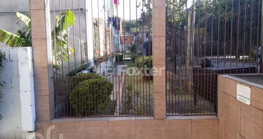Apartamento com 2 quartos à venda na Avenida Nelson Pulgatti Moreira, 137, Cavalhada, Porto Alegre