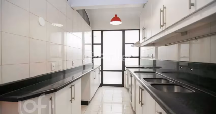 Casa com 5 quartos à venda na Avenida Ganzo, 238, Menino Deus, Porto Alegre
