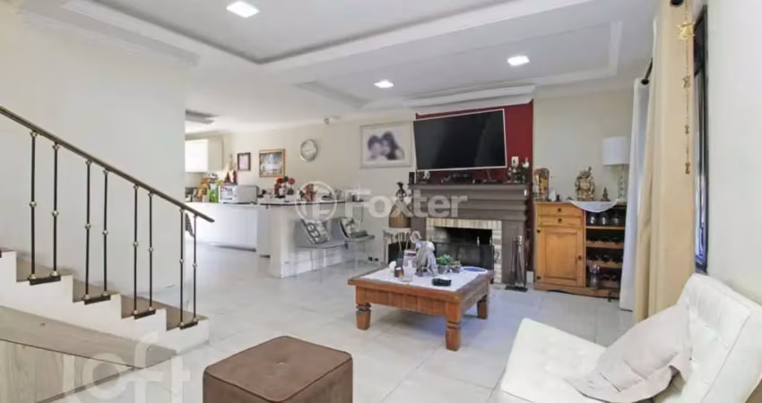 Casa com 3 quartos à venda na Rua Monteiro Lobato, 303, Partenon, Porto Alegre