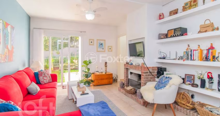 Casa em condomínio fechado com 2 quartos à venda na Rua Adriano Pereira da Silva, 290, Vila Nova, Porto Alegre