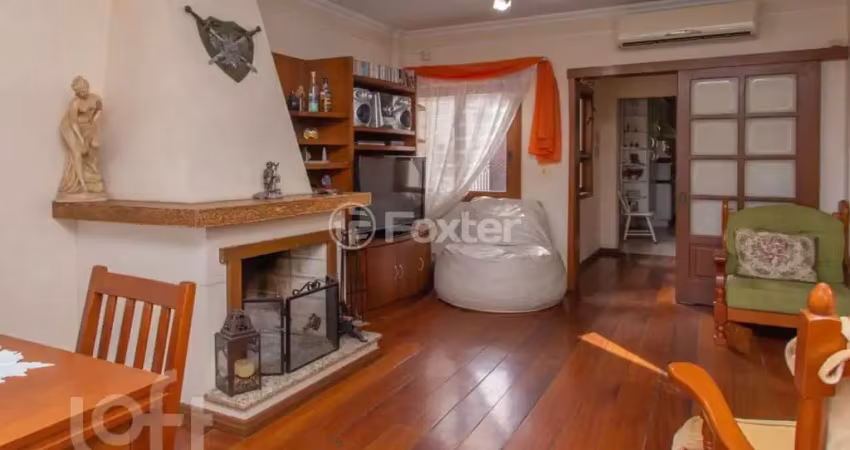Casa com 3 quartos à venda na Rua Doutor Dias da Cruz, 83, Medianeira, Porto Alegre