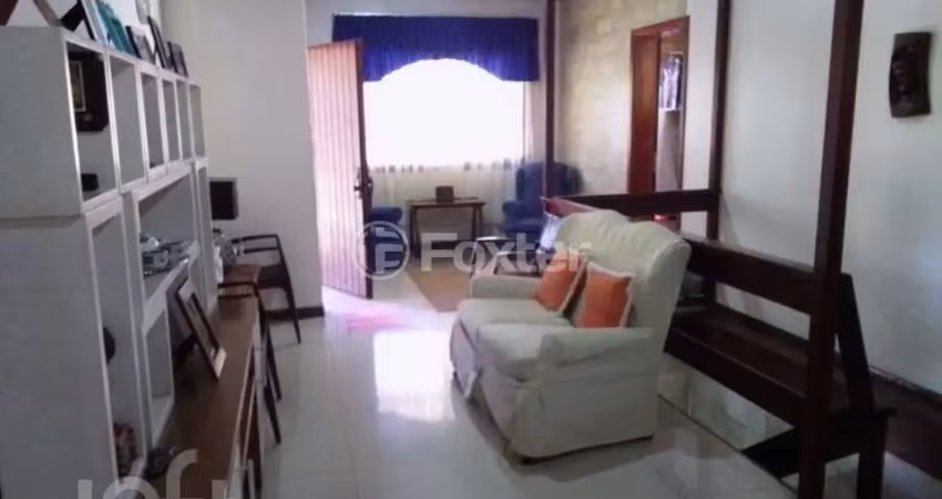 Casa com 5 quartos à venda na Rua Pero Vaz de Caminha, 429, Nossa Senhora das Graças, Canoas