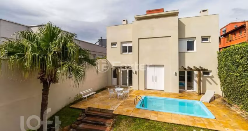 Casa com 5 quartos à venda na Rua Araruama, 785, Vila Jardim, Porto Alegre