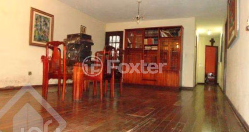 Casa com 5 quartos à venda na Rua Chile, 853, Jardim Botânico, Porto Alegre