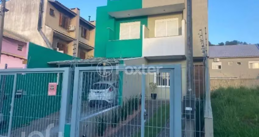 Casa com 2 quartos à venda na Rua Doutor Cláudio Walter Ferreira da Silva, 176, Guarujá, Porto Alegre