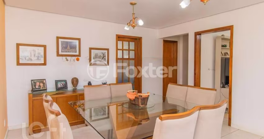 Casa com 4 quartos à venda na Rua da Prudência, 18, Cavalhada, Porto Alegre