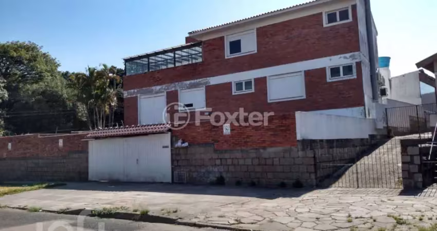 Casa com 6 quartos à venda na Rua Seival, 181, Vila Jardim, Porto Alegre