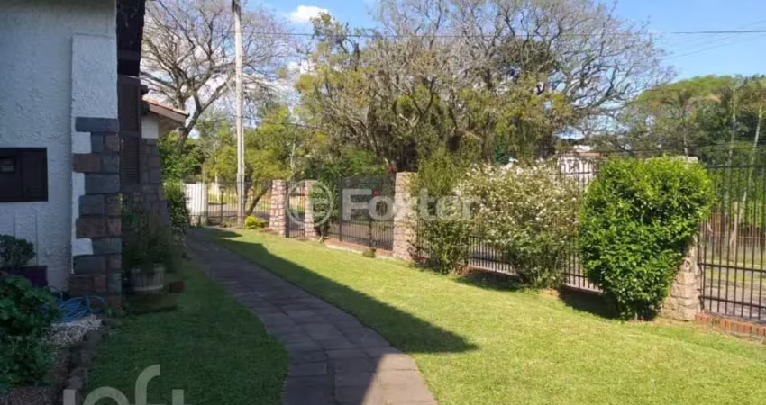 Casa com 4 quartos à venda na Rua Goitacaz, 686, Vila Assunção, Porto Alegre
