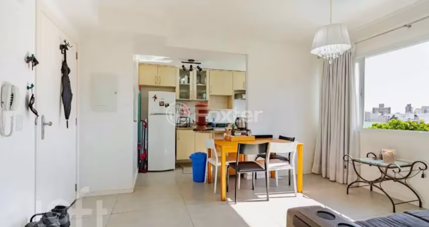 Apartamento com 3 quartos à venda na Avenida Florianópolis, 95, Azenha, Porto Alegre
