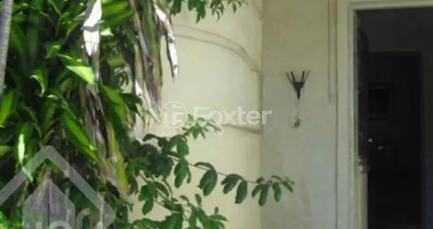 Casa com 2 quartos à venda na Rua Santos Pedroso, 145, Navegantes, Porto Alegre