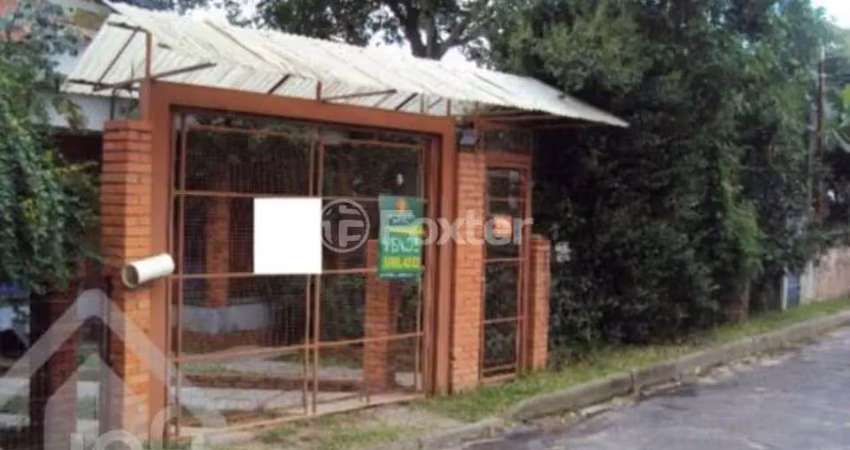 Casa com 4 quartos à venda na Rua Dona Celanira Nunes, 135, Campo Novo, Porto Alegre
