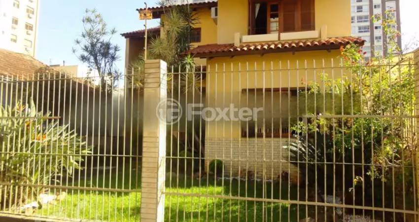Casa com 3 quartos à venda na Rua Azevedo Sodré, 335, Passo da Areia, Porto Alegre