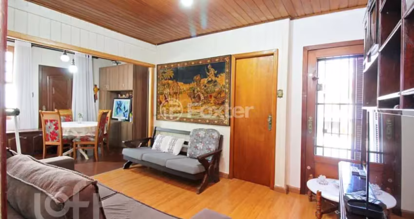 Casa com 3 quartos à venda na Rua Professor Fitzgerald, 57, Petrópolis, Porto Alegre