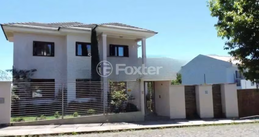 Casa com 7 quartos à venda na Rua Léo Guerra, 43, Nossa Senhora da Saúde, Caxias do Sul