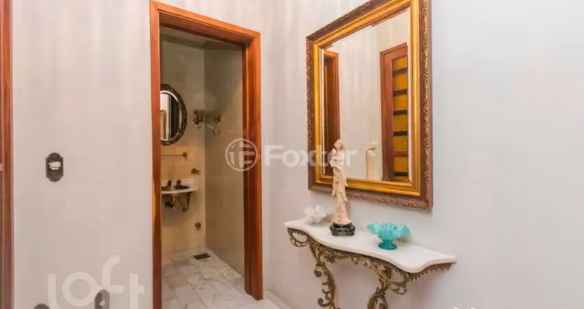Casa com 5 quartos à venda na Rua Tomaz Edison, 416, Santo Antônio, Porto Alegre