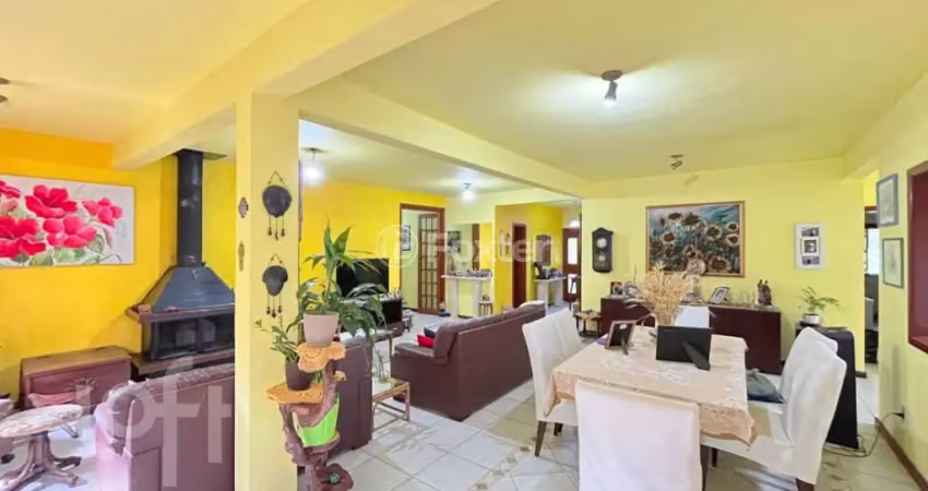 Casa com 6 quartos à venda na Rua Monteverde, 128, Cascata, Porto Alegre