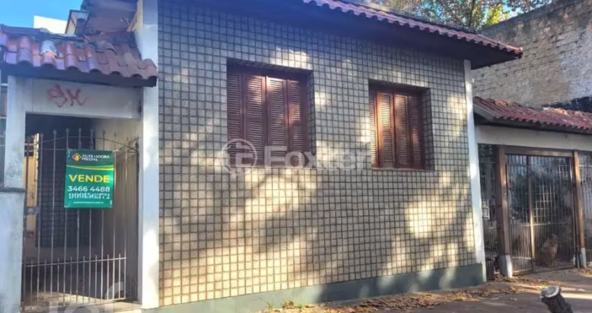Casa com 3 quartos à venda na Rua General Couto de Magalhães, 579, São João, Porto Alegre