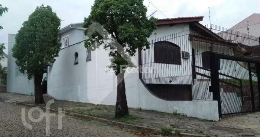 Casa com 3 quartos à venda na Travessa Anunciada, 129, Vila Ipiranga, Porto Alegre