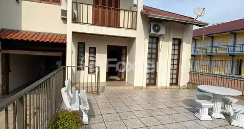 Casa com 3 quartos à venda na Rua Uruguai, 681, São José, Canoas