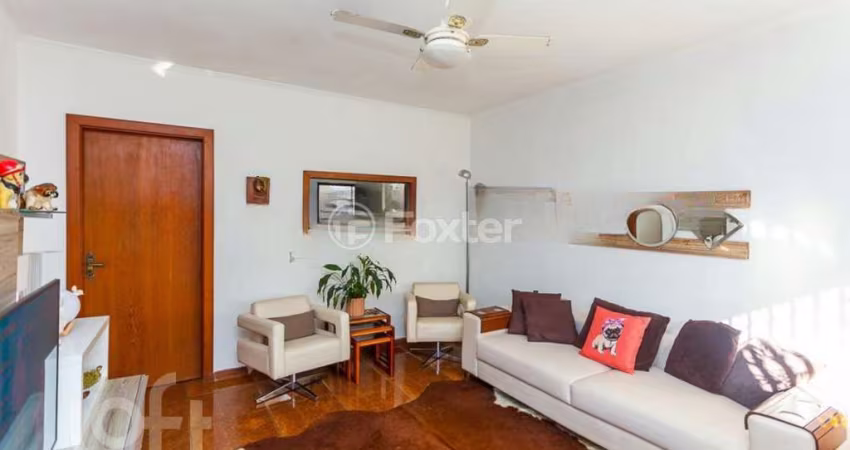 Casa com 3 quartos à venda na Rua Ministro Oliveira Lima, 405, São Sebastião, Porto Alegre