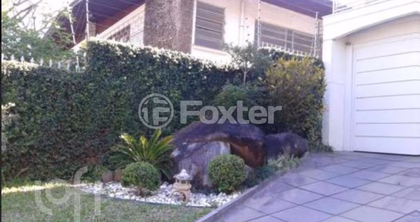 Casa com 3 quartos à venda na Rua Felipe Becker, 391, Três Figueiras, Porto Alegre
