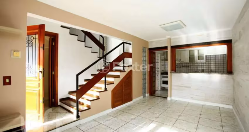 Casa com 3 quartos à venda na Rua Waldomiro Schapke, 730, Partenon, Porto Alegre