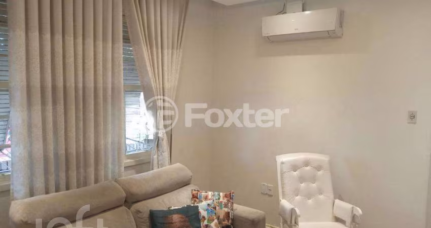 Casa com 3 quartos à venda na Avenida Clemenciano Barnasque, 616, Teresópolis, Porto Alegre