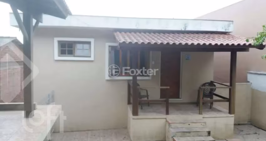 Casa com 3 quartos à venda na Rua dos Caiaguais, 170, Espírito Santo, Porto Alegre