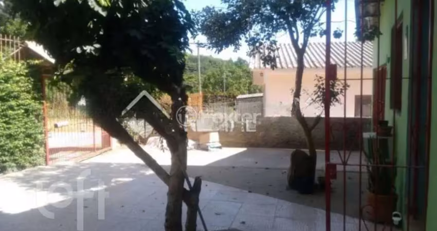 Casa com 4 quartos à venda na Estrada das Furnas, 36, Vila Nova, Porto Alegre