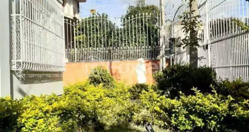 Casa com 4 quartos à venda na Rua Germano Hasslocher, 34, Azenha, Porto Alegre