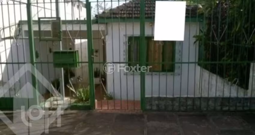 Casa com 3 quartos à venda na Rua Professor Clemente Pinto, 1013, Medianeira, Porto Alegre