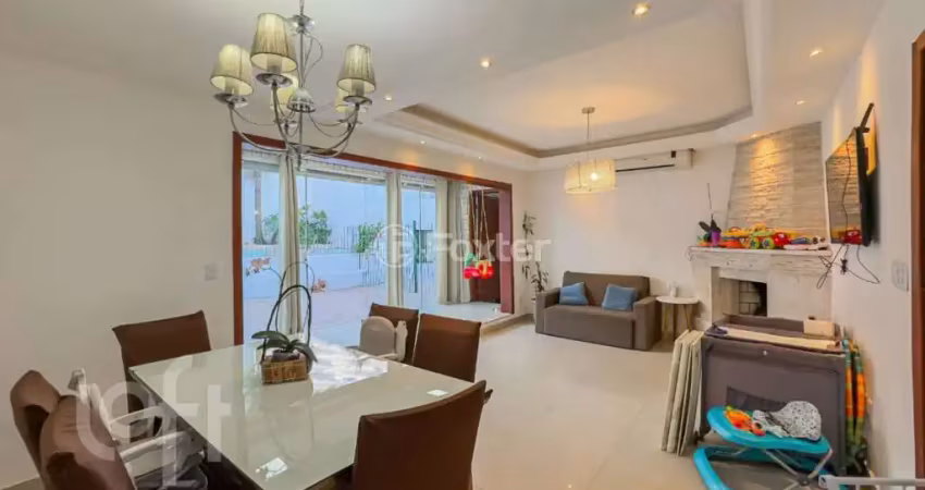 Casa com 4 quartos à venda na Rua Dom Pedrito, 317, Passo da Areia, Porto Alegre