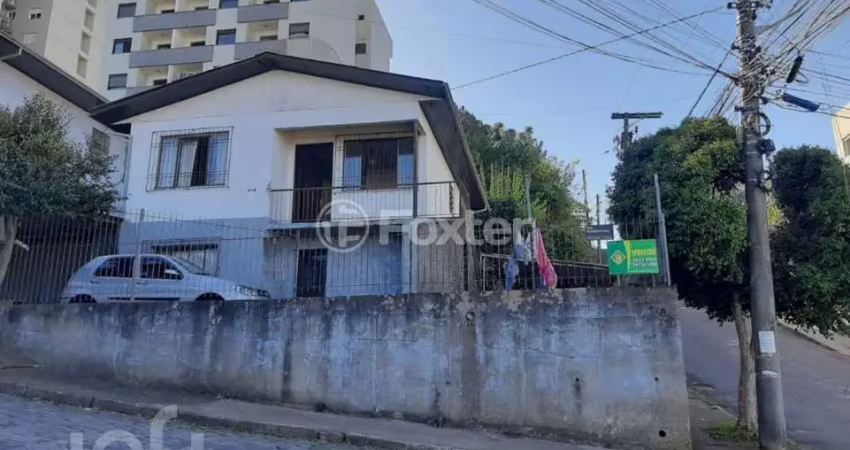 Casa com 1 quarto à venda na Rua Agostinho Pevez, 214, Petrópolis, Caxias do Sul