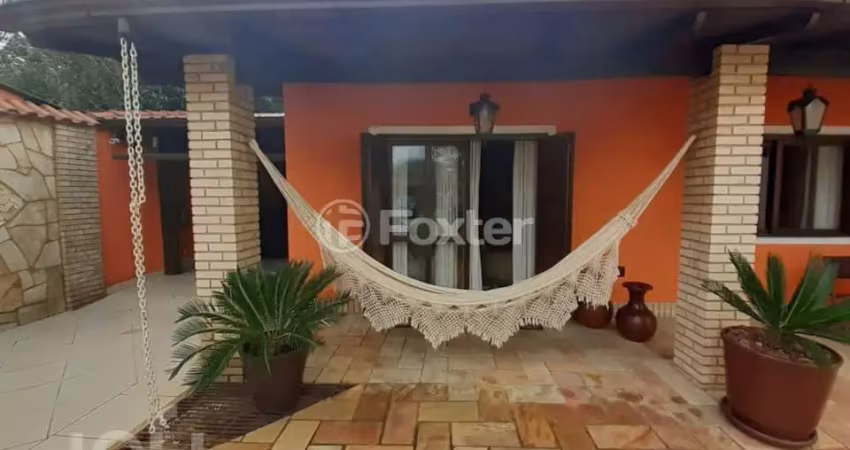 Casa com 2 quartos à venda na Avenida Juca Batista, 10250, Belém Novo, Porto Alegre