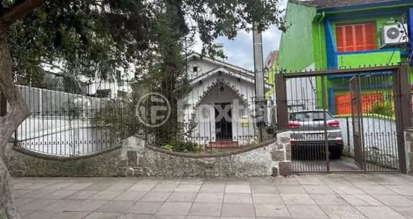 Casa com 3 quartos à venda na Rua Gonçalves Dias, 1049, Menino Deus, Porto Alegre