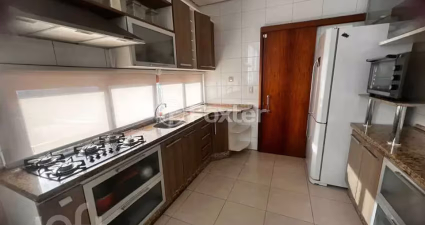 Casa com 3 quartos à venda na Rua Carlos Reverbel, 148, São José, Canoas