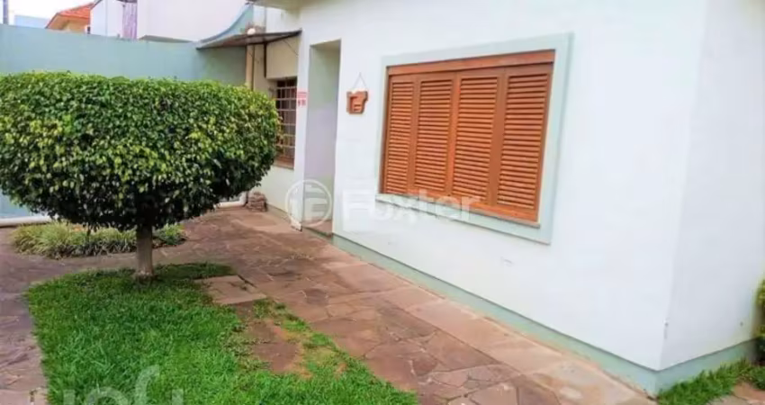 Casa com 3 quartos à venda na Rua Gonçalves Ledo, 468, Jardim Botânico, Porto Alegre