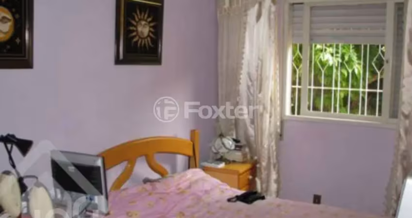 Casa com 3 quartos à venda na Rua Presidente Juarez, 95, São Sebastião, Porto Alegre
