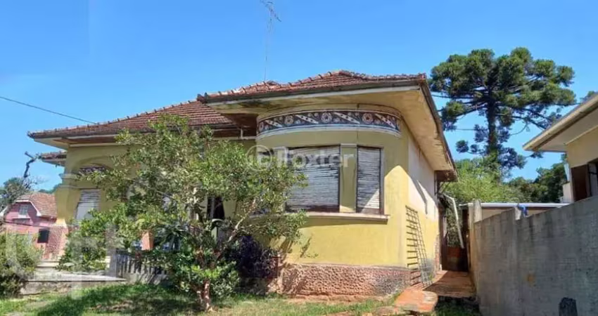 Casa com 3 quartos à venda na Avenida Doutor Maurício Cardoso, 33, Hamburgo Velho, Novo Hamburgo