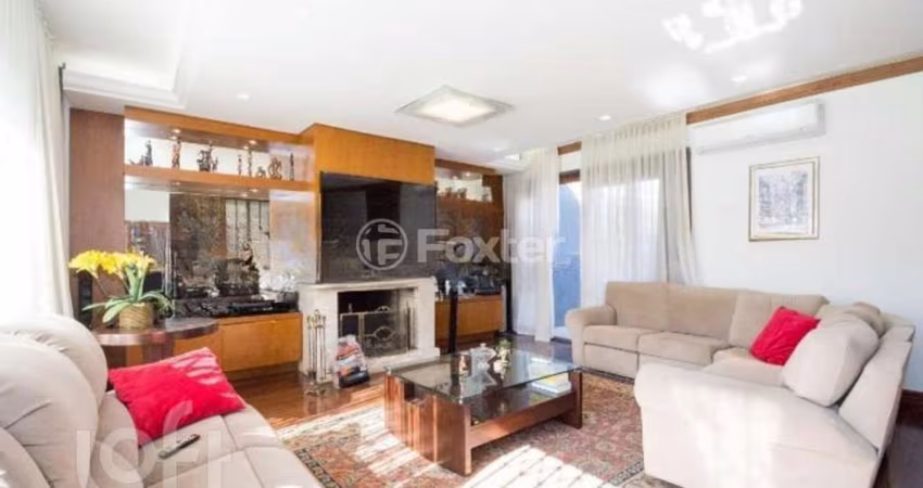 Casa com 3 quartos à venda na Avenida Pereira Passos, 375, Vila Assunção, Porto Alegre