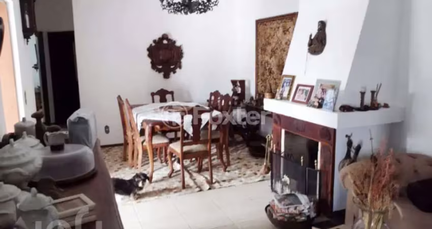 Casa com 3 quartos à venda na Rua Edemilson Santos Silva, 10, Espírito Santo, Porto Alegre
