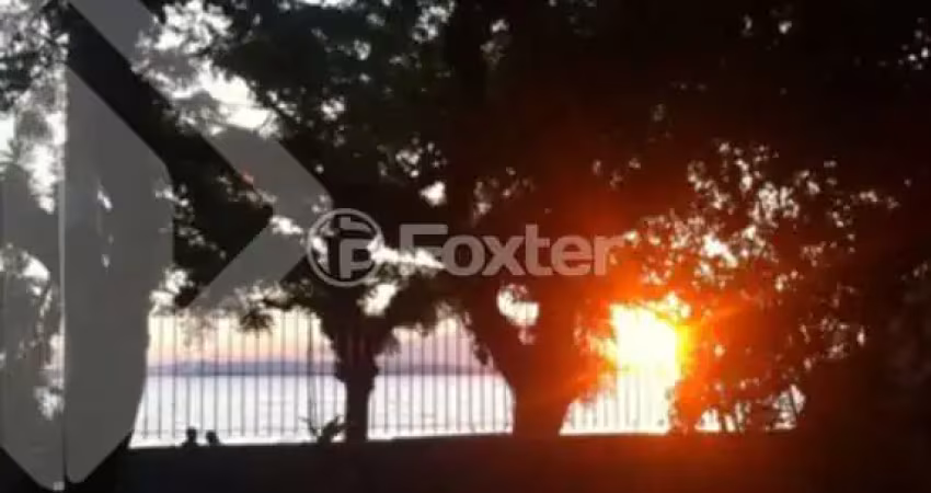Casa com 3 quartos à venda na Avenida Guaíba, 10652, Ipanema, Porto Alegre