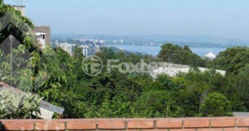 Casa com 4 quartos à venda na Rua Coronel Ruy da Cunha Paim, 55, Nonoai, Porto Alegre