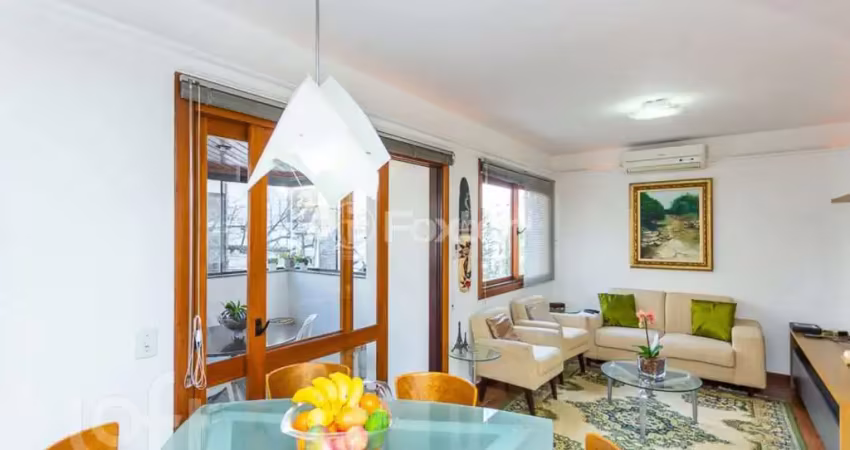 Apartamento com 2 quartos à venda na Avenida Coronel Lucas de Oliveira, 1476, Bela Vista, Porto Alegre