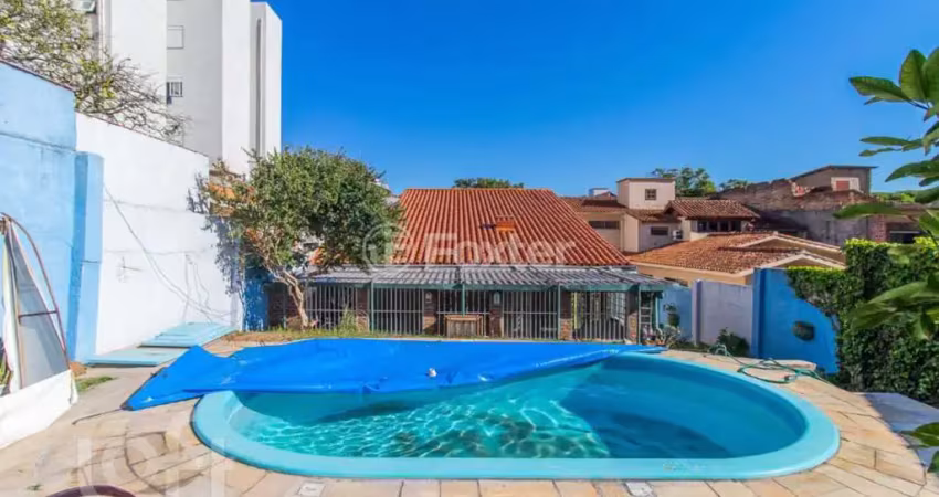 Casa com 3 quartos à venda na Rua Jaguari, 878, Cristal, Porto Alegre
