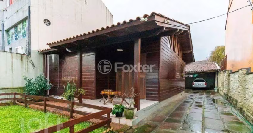 Casa com 2 quartos à venda na Rua Butuí, 160, Cristal, Porto Alegre